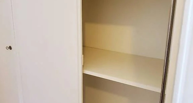 Appartement de 2.5 pièces de 44 m², 1817fr au pâquis image 5