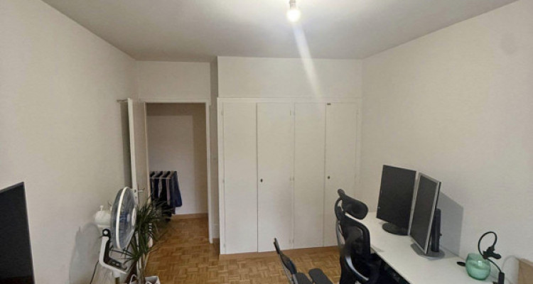 Nous vous proposons un appartement 4 pièces situé au charmilles image 4