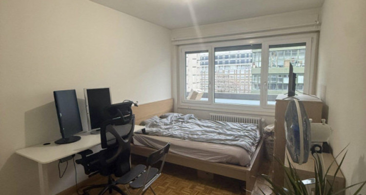 Nous vous proposons un appartement 4 pièces situé au charmilles image 5