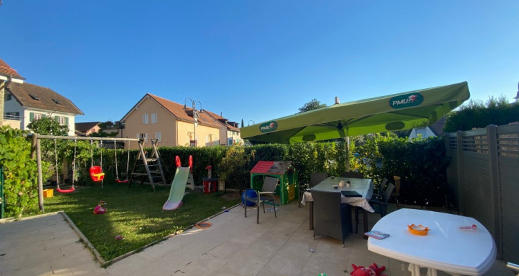 Au coeur de Sullens magnifique ferme rénovée  image 2