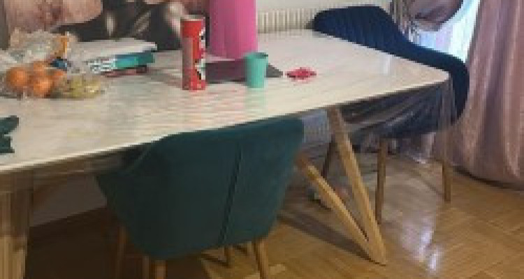 Sous location dune chambre dans un 4 pièces aux Eaux-Vives image 3