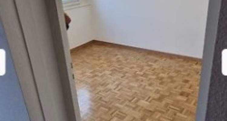Appartement 2,5 pièces situé à Thônex image 3