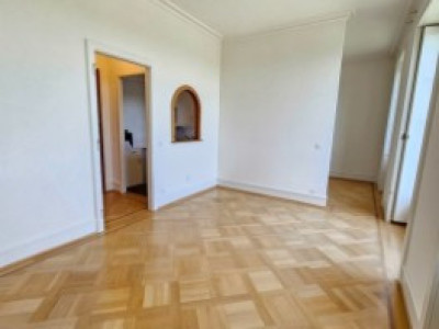 Appartement 2,5 pièces situé à Veyrier image 1