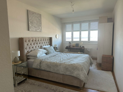 Appartement de 8.5 pièces situé au Petit-Lancy image 6