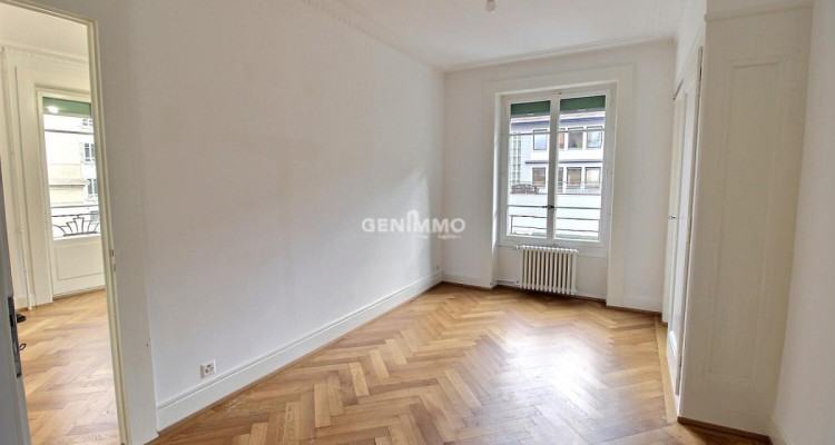 Magnifique Appartement à deux pas du lac image 6