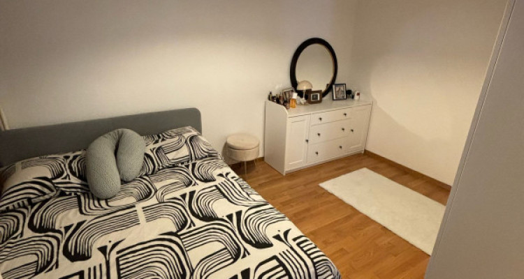 Appartement de 3 pièces au 5ème étage localiser à Vernier 1214 image 2