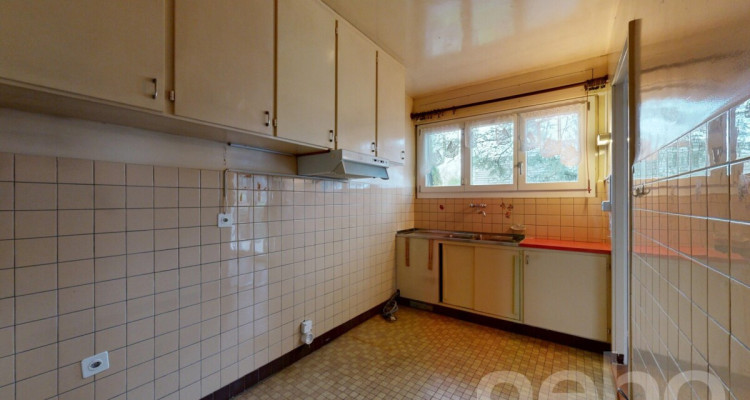 Onex, Maison à fort potentiel ? à rénover ? quartier calme image 9