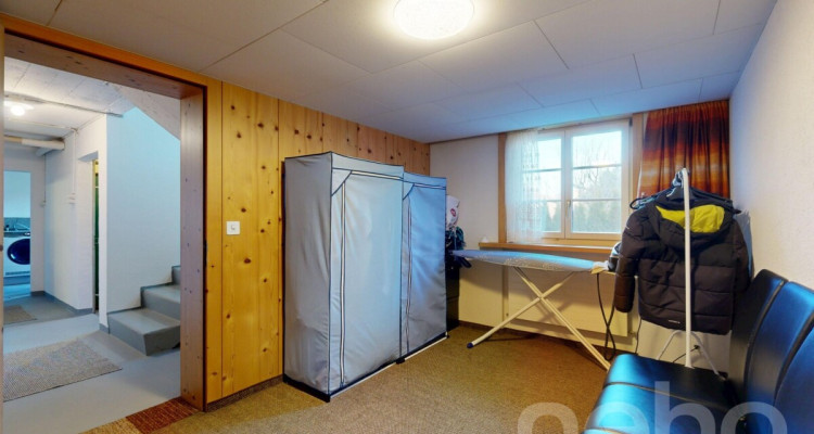 Freistehendes 6.5 Zimmer Einfamilienhaus mit Garten in Wangs image 12