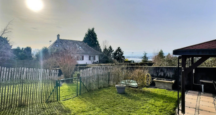 Superbe appartement en viager occupé sans rente avec piscine et vue Lac image 4