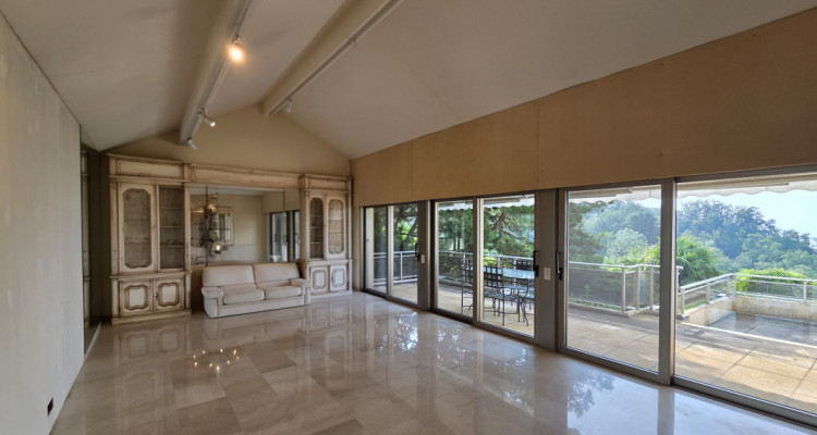 Opportunité unique! Magnifique maison individuelle au centre de Pully image 3