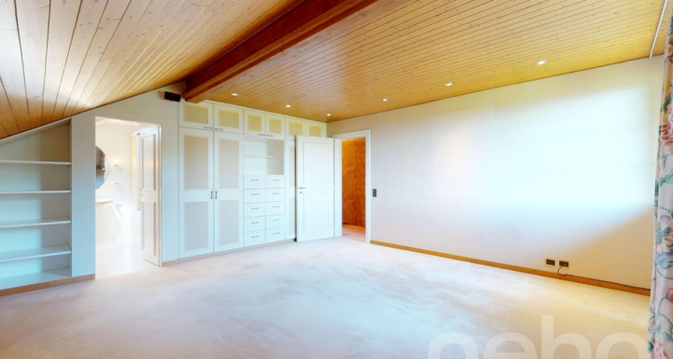 Charme et espace : maison avec vue dégagée sur Lac et montagnes image 8