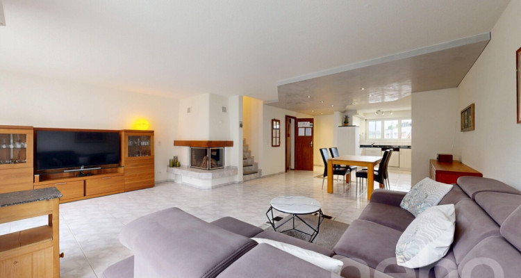 Grosszügige und lichtdurchflutete 5.5-Zimmer-Wohnung in Schübelbach image 1