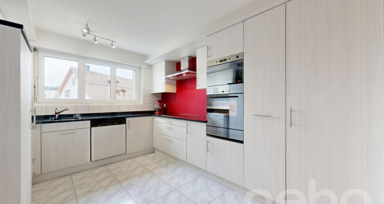 Grosszügige und lichtdurchflutete 5.5-Zimmer-Wohnung in Schübelbach image 5