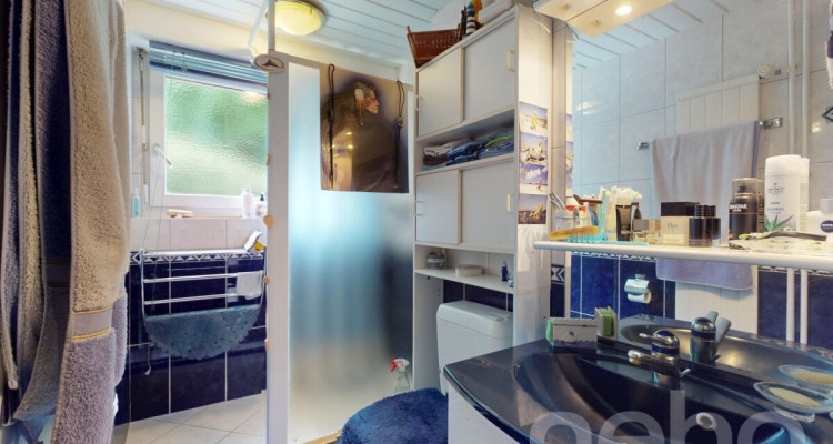 Appartement 4,5 pièces avec jardin, vue montagne et garage image 11