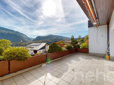 Maison familiale lumineuse avec vue dégagée image 2