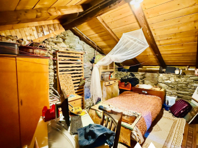 CHALET 4.5 PCES - 122 M2 + NOMBREUSES DÉPENDANCES image 10