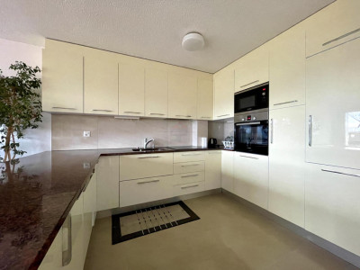 Spacieux 4.5 pièces lumineux avec vue lac aux portes de Morges image 8