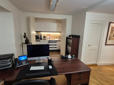 🏢 REPRISE DE BAIL - LOCAL COMMERCIAL D’EXCEPTION (87 m²)  image 4