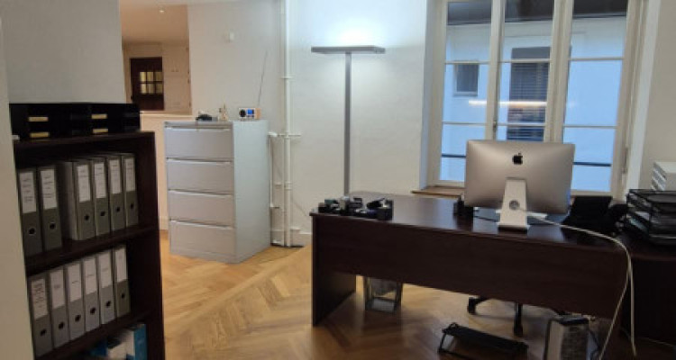 🏢 REPRISE DE BAIL - LOCAL COMMERCIAL D’EXCEPTION (87 m²)  image 3