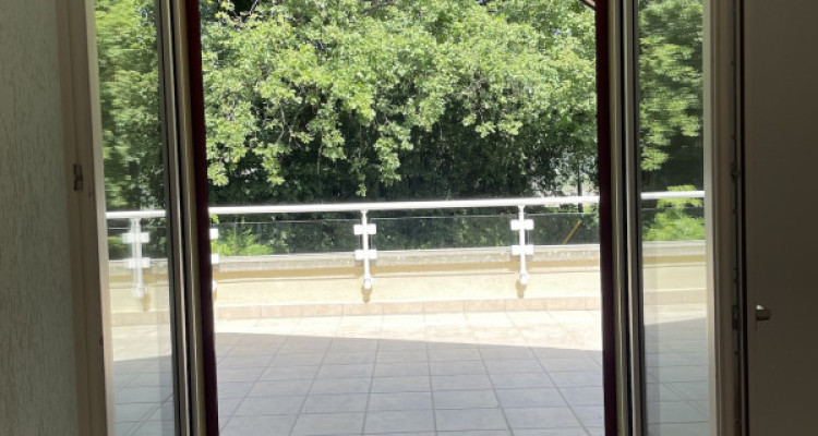 Maison sur les Haut de Chambésy image 4