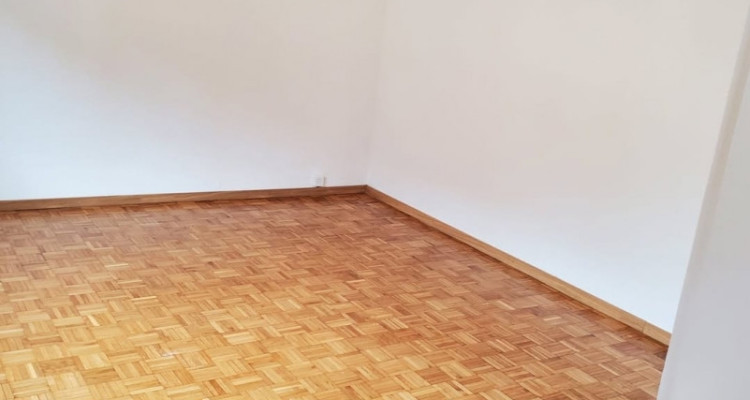 Appartement 2,5 pièces situé aux Pâquis image 2
