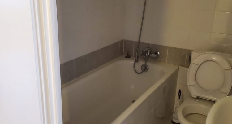 Appartement 2,5 pièces situé aux Pâquis image 3