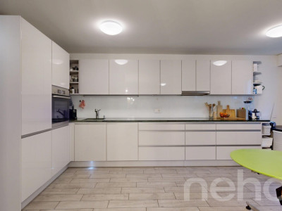 Aussergewöhnliches 3.5-Zimmer Wohnstudio mit Garten an ruhiger Lage image 5