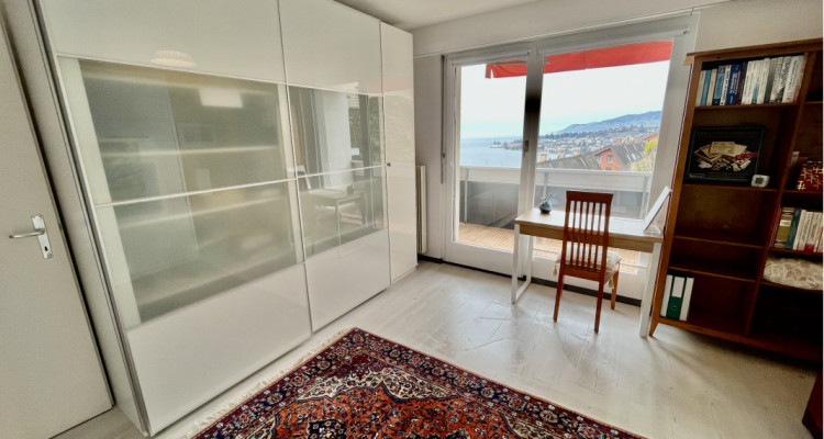 Vue exceptionelle sur le lac et les montagnes pour ce 2,5 pièces à Montreux image 6