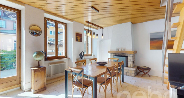 Magnifique maison mitoyenne rénovée au c?ur du village image 2