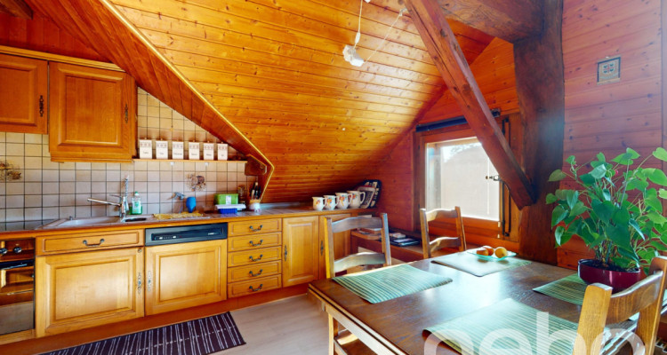 Appartement + bureau indépendant à Ursins ! image 1