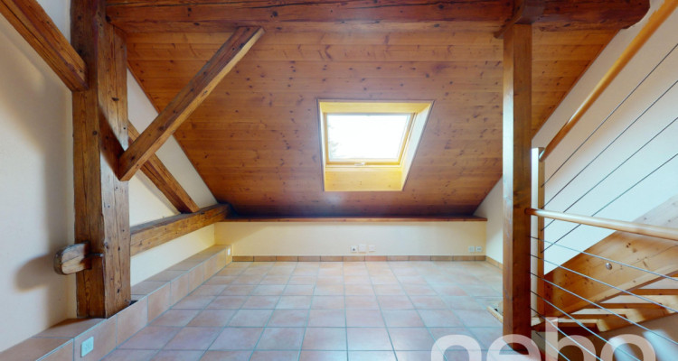 Appartement + bureau indépendant à Ursins ! image 7