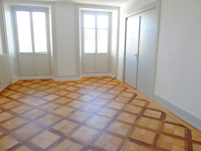 Appartement lumineux en centre-ville image 3