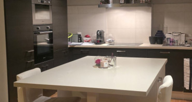 Appartement meublé de 2,5 pièces au 6ème étage situé à Genève 1205 image 4