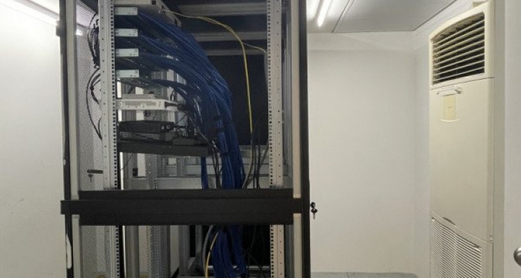 Reprise de bail: Bureaux modernes & meublés – 242 m² – Genève (Eaux-Vives / Lac) image 12