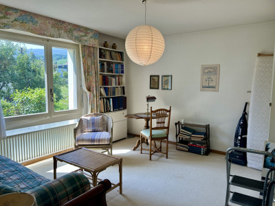 Magnifique avec grand balcon couvert et accès direct au jardin image 3