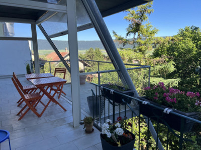 Un équilibre parfait : centralité, verdure et belle vue à Cernier » image 1