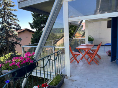 Un équilibre parfait : centralité, verdure et belle vue à Cernier » image 3