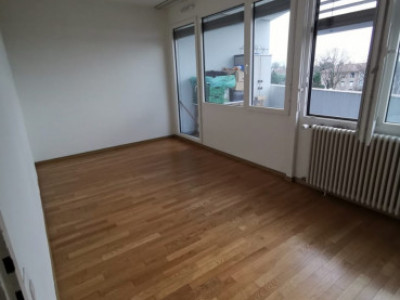 🚨 EXCLUSIVITÉ - REPRISE DE BAIL - CHARMANT 3.5 PIÈCES À ONEX 🔑 image 4