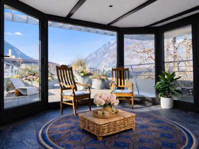 Attique d’exception de 3.5 pièces avec terrasse panoramique et garage image 3