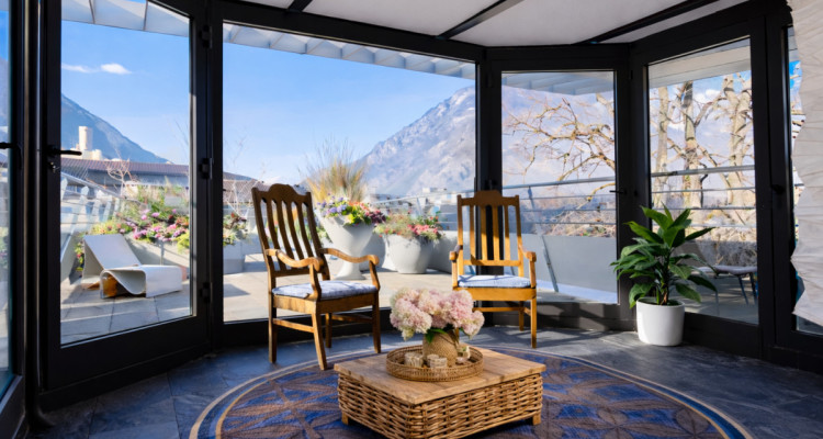 Attique d’exception de 3.5 pièces avec terrasse panoramique et garage image 3