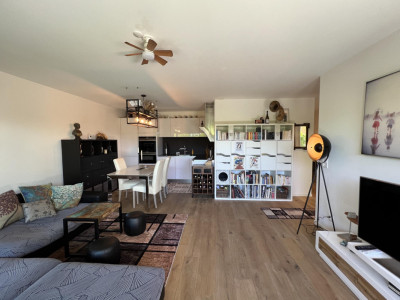 Appartement contemporain de standing avec terrasse et jardin privatif au coeur de Neuchâtel image 5