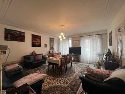 Immeuble de caractère idéalement situé en plein coeur du centre-ville image 12