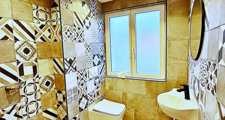 SAINT-LÉONARD - DUPLEX 4.5 PCES - ENTIÈREMENT RÉNOVÉ - TERRASSE image 8