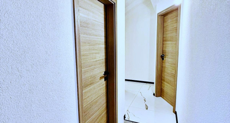 SAINT-LÉONARD - DUPLEX 4.5 PCES - ENTIÈREMENT RÉNOVÉ - TERRASSE image 13