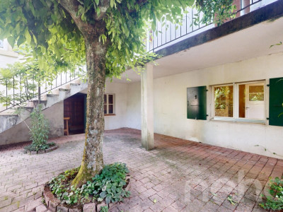 Maison rénovée avec jardin dans un emplacement d?exception image 8