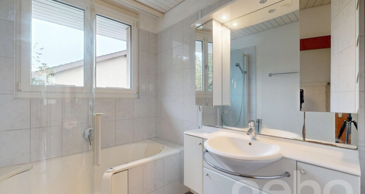 Grosszügiges 6.5-Zimmer-Einfamilienhaus mit 1?111 m2 Grundstück image 5