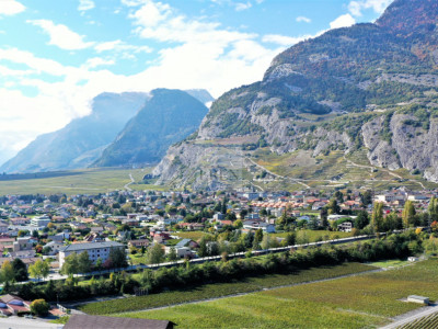 Maison individuelle 4,5 pièces de 160 m2 avec terrasse-pelouse + sous-sol image 2
