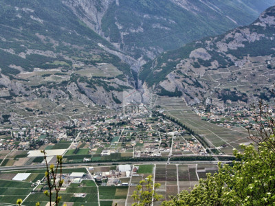 Maison individuelle 4,5 pièces de 160 m2 avec terrasse-pelouse + sous-sol image 3