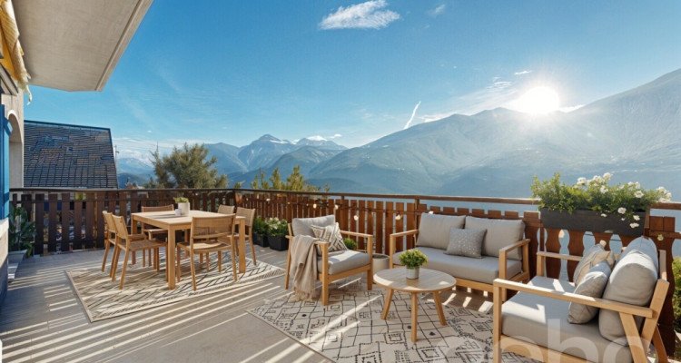 Maison de charme avec fort potentiel et vue imprenable image 1