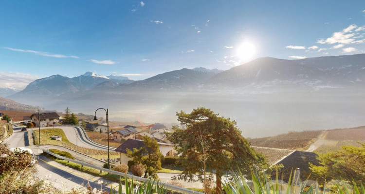 Maison de charme avec fort potentiel et vue imprenable image 4